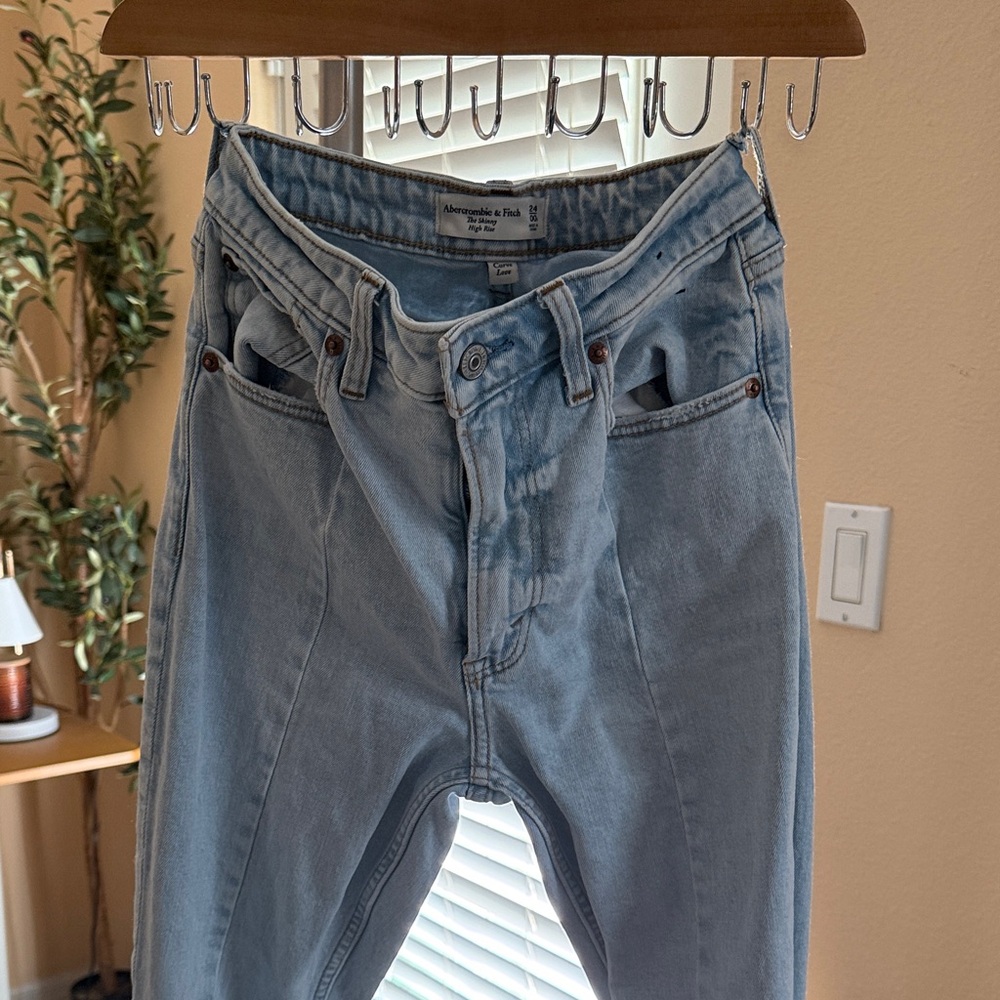 Abercrombie & Fitch Light Blue women’s Jeans